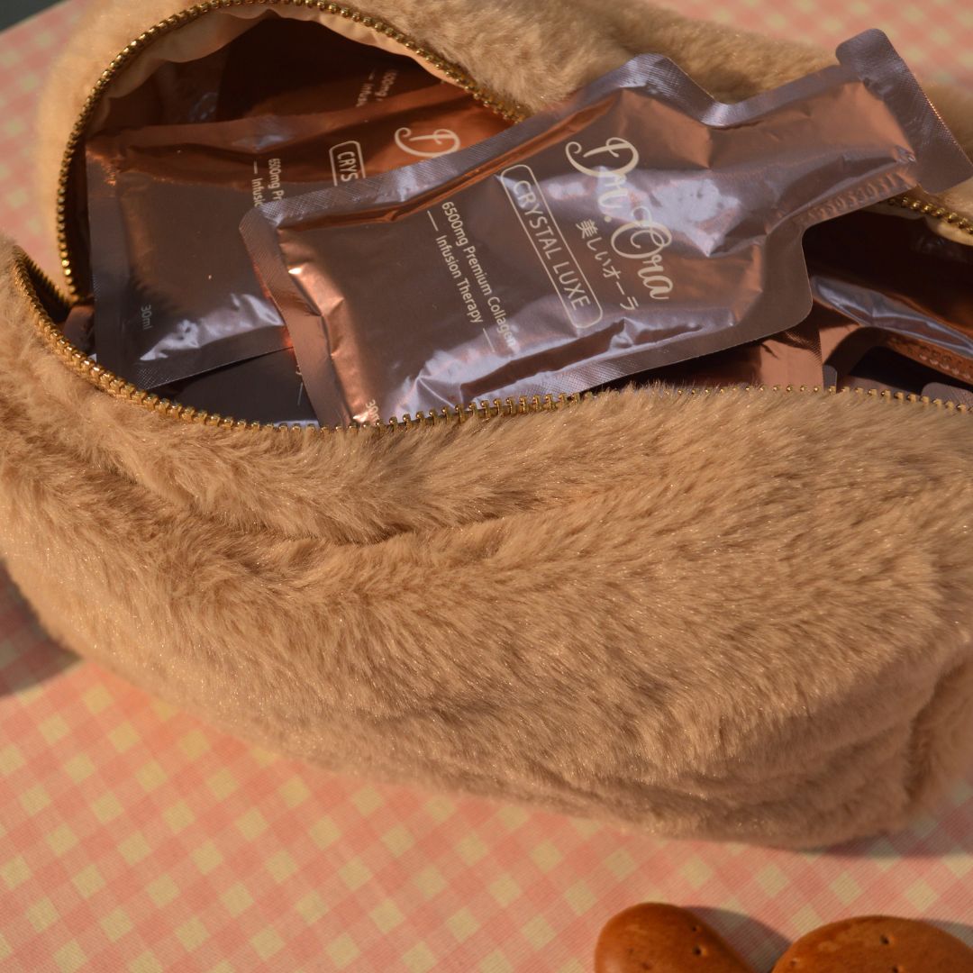 Dr Ora Christmas Pouch 🎄